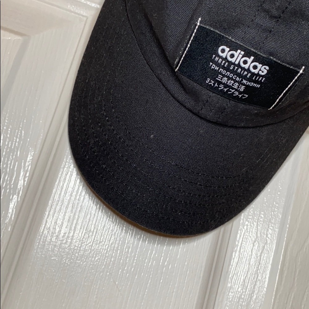 ADIDAS HAT - Picture 3 of 4